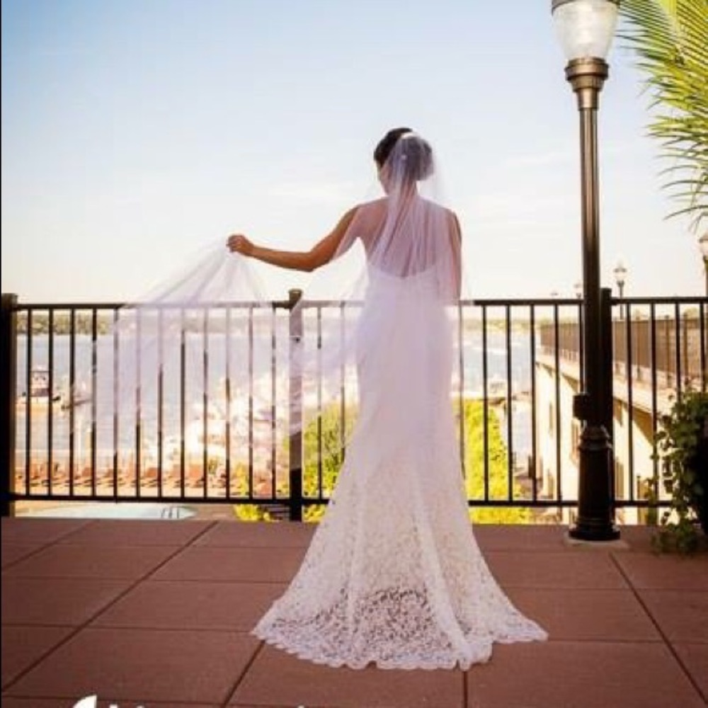 Paloma Blanca Wedding Gown